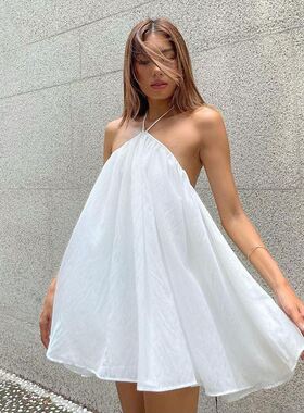 Sexy halterneck strapless beach dress 性感挂脖露背白色连衣裙