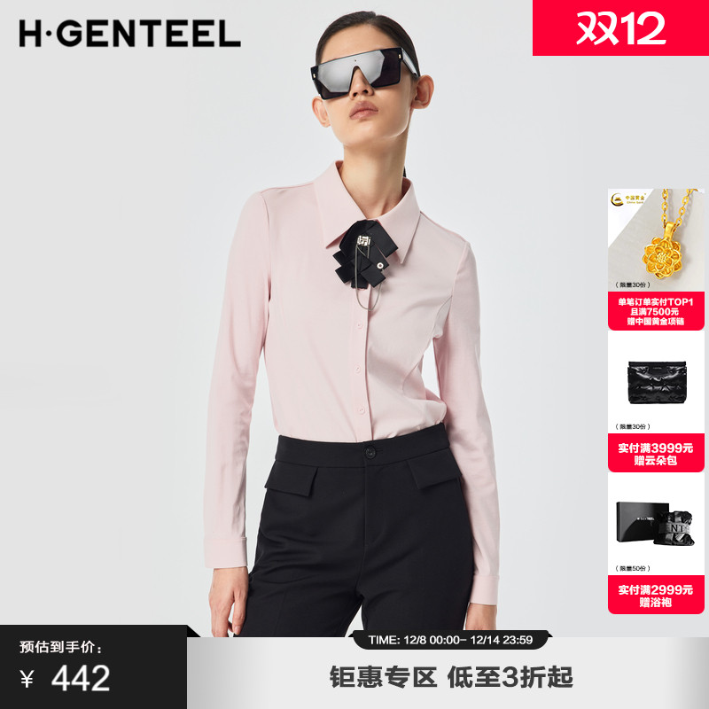 小翻领、黑色领带、率性摩登