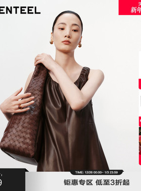 H·GENTEEL荷高新款冬装女无袖抽褶A型连衣裙皮裙GUE41750626T