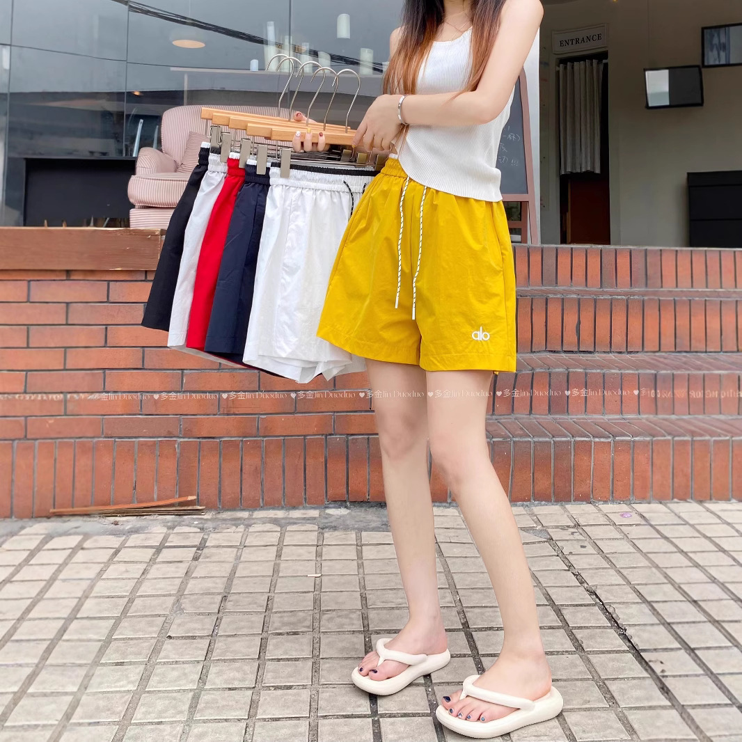 美式时尚口袋工装短裤女2025夏季新款薄速干高腰抽绳刺绣字母短裤，女装打底裤，搜酷衣阁