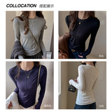 设计高级感压线拼接圆领正肩长袖t恤女内搭打底衫百搭可外穿上衣，女装T恤，搜酷衣阁