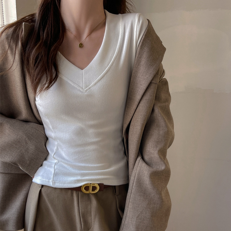 季加厚磨毛德绒螺纹拼接长袖t恤女内搭打底衫显腰瘦大V领上衣,女装T恤,搜酷衣阁 季加厚磨毛德绒螺纹拼接长袖t恤女内搭打底衫显腰瘦大V领上衣,女装T恤,搜酷衣阁