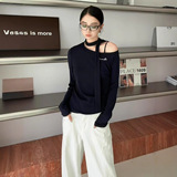 一字领纯欲风长袖T恤女2026秋季新款氛围搭配飘带露锁骨打底上衣，女装T恤，搜酷衣阁