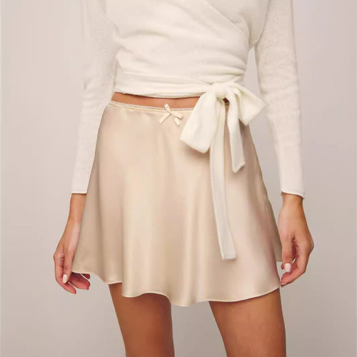 纯色松紧女士半身短裙Solid color elastic women's short skirt