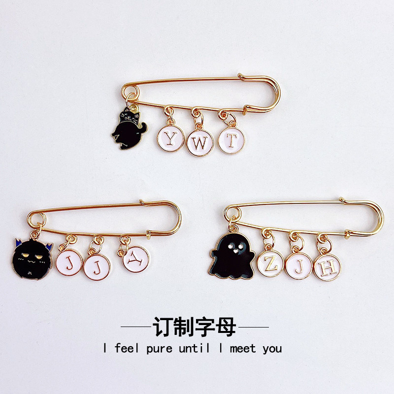 定制字母胸针小猫卡通图片