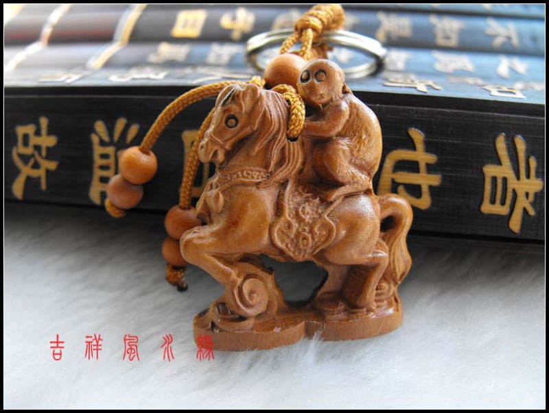 精雕桃木立体双面马上封侯木雕汽车钥匙扣挂饰男女随身挂件项链