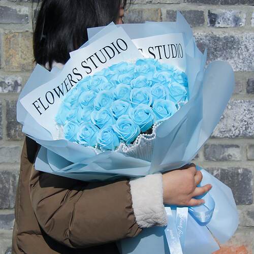 玫瑰花香皂花康乃馨成品情人节花束送男女朋友闺蜜毕业生日礼物