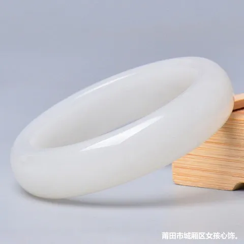 羊脂级新疆款和田白玉手镯白玉和田镯子真玉天然
