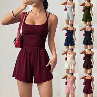 纯色吊带抹胸连体裤Solid color camisole strapless jumpsuit