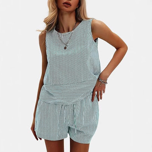无袖上衣短裤套装女Sleeveless top and shorts set for women