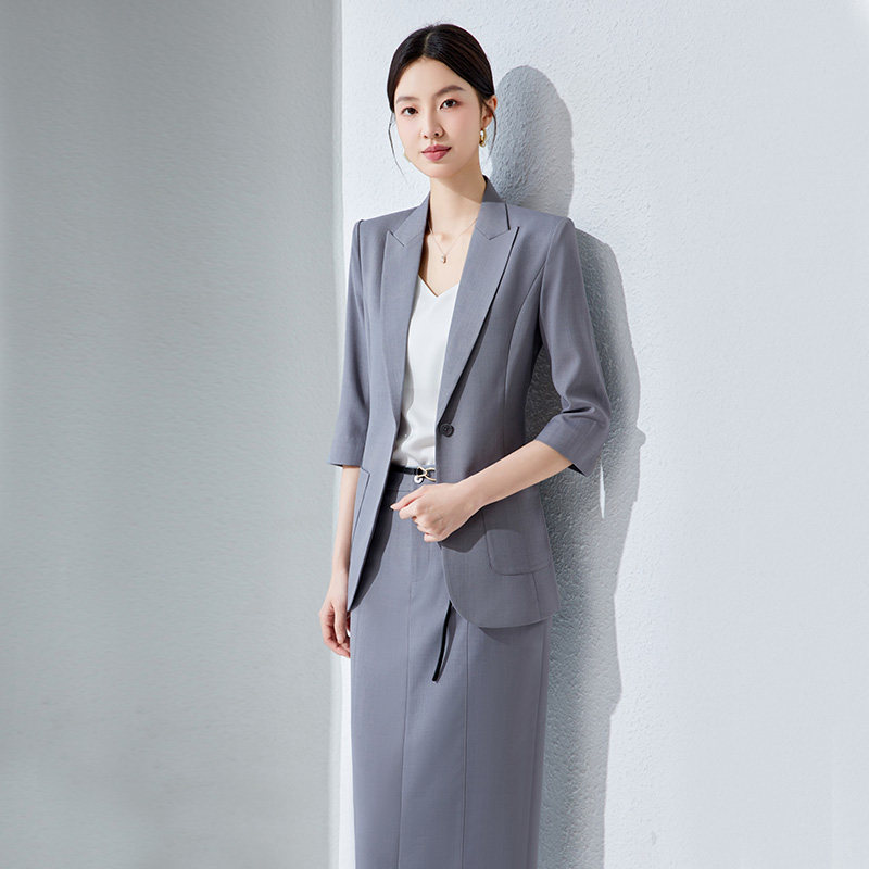 2026夏季新款时尚套装女灰色七分袖西装上衣半身裙套裙通勤工作装