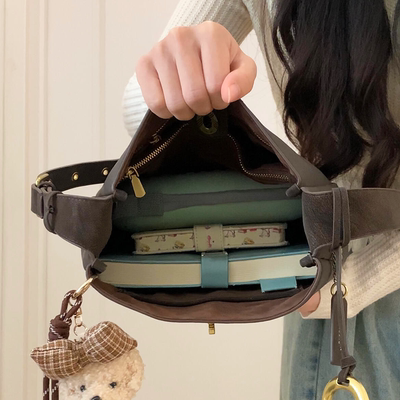 三层！！买到能装ipad的琥珀包！