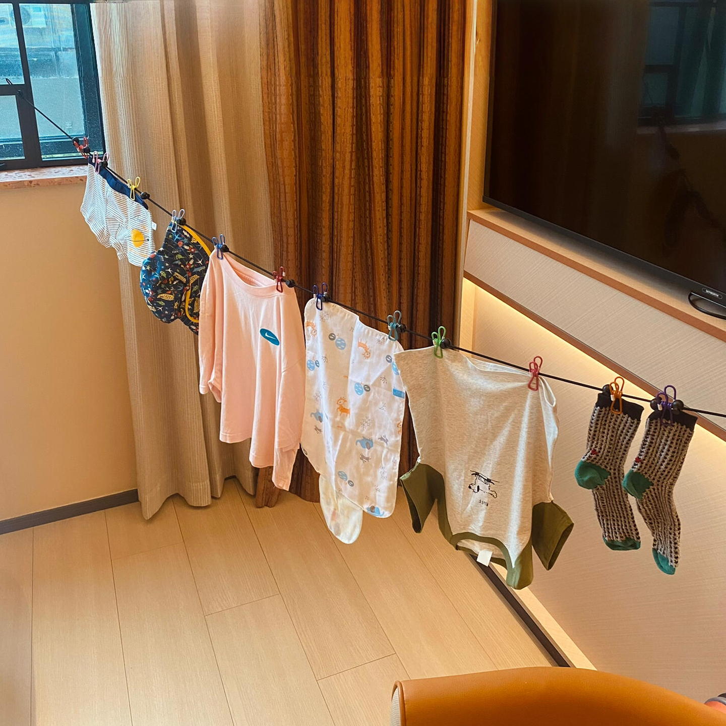 旅行晾衣绳酒店室内免打孔便携家用室外阳台晒衣一拉即紧旅游神器