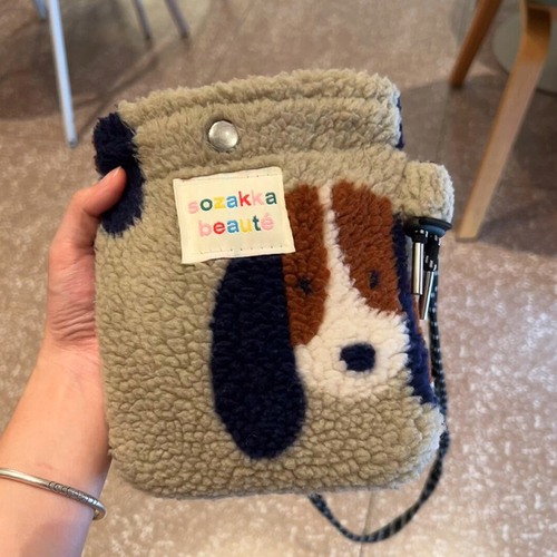 毛绒绒的小狗可爱鼠了！巨暖和！