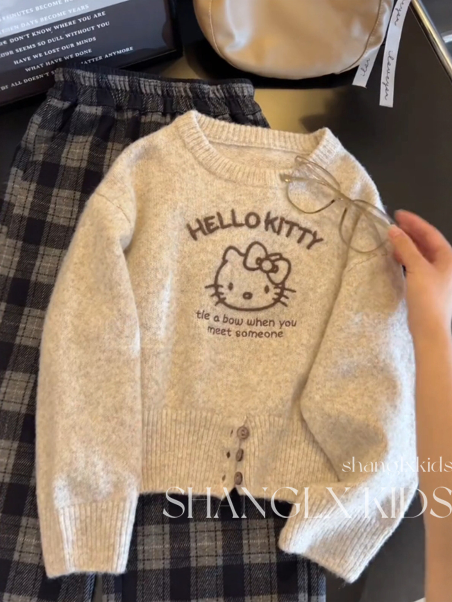 哈喽Kitty猫女童毛衣秋季2025新款儿童外搭上衣女大童针织衫套装