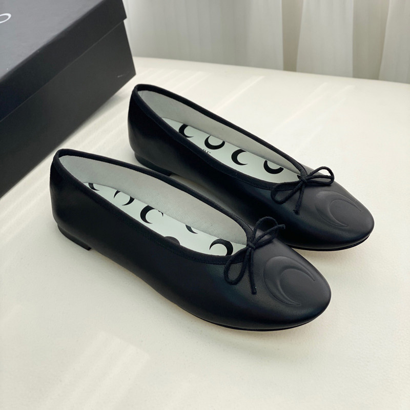 Chic Red Genuine Leather Ballet Flats: French Retro Bow Perfection - Product image 3