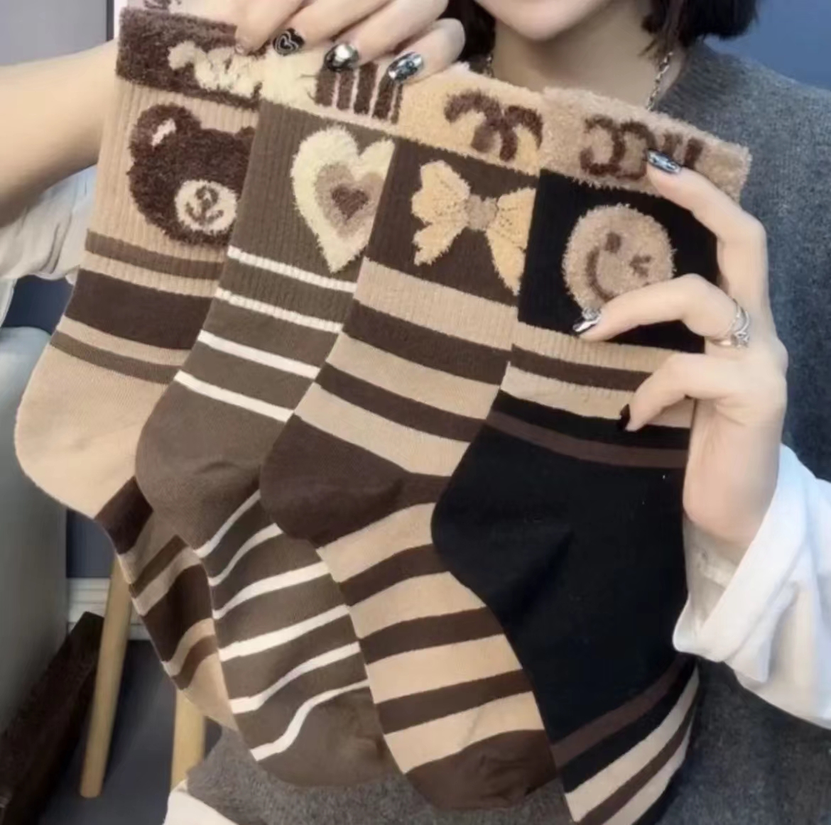 2025新款袜子女配鲨鱼裤高筒ins潮外穿长筒袜100%纯棉运动中筒袜