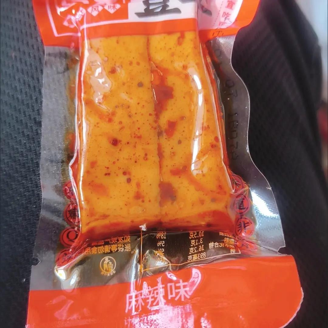 喜爽豆腐干五香麻辣香辣手磨嫩豆干独立小包装零食正宗五香豆腐