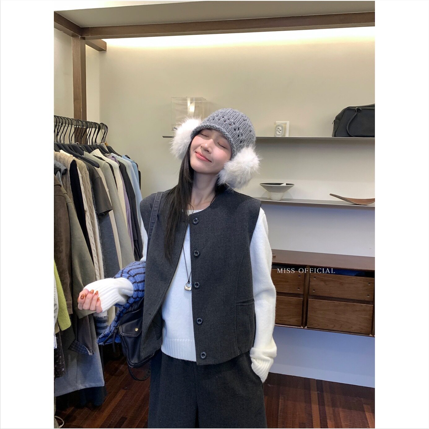 【密思家】松弛通勤风气质通勤呢子马甲+松紧腰七分裤西裤 W69261