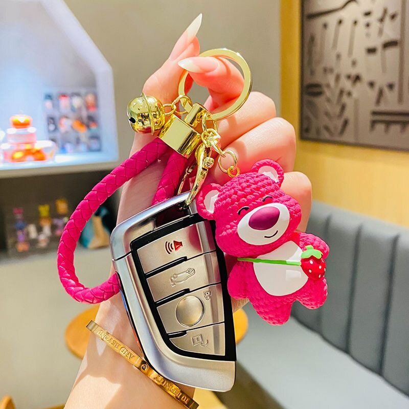 卡通树脂草莓熊公仔挂件可爱女生书包配饰汽车钥匙链草莓熊钥匙扣