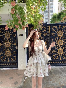 温柔碎花连衣裙夏收腰显瘦蓬蓬仙女裙 未闻花名 八盖pinky piggy