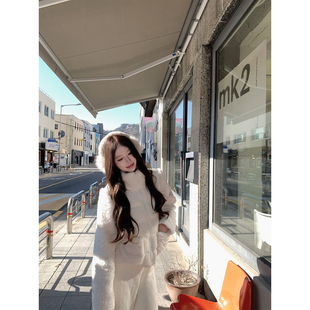 八盖pinky piggy 雪绒奶兔 元气毛毛拼接羽绒服小众减龄外套上衣