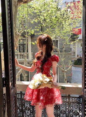 八盖pinkypiggy 枪与玫瑰 泡泡袖碎花连衣裙红色公主裙蓬蓬仙女裙