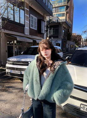 八盖pinky piggy 薄荷碎片  薄荷绿正反两穿显白座山雕环保皮草女