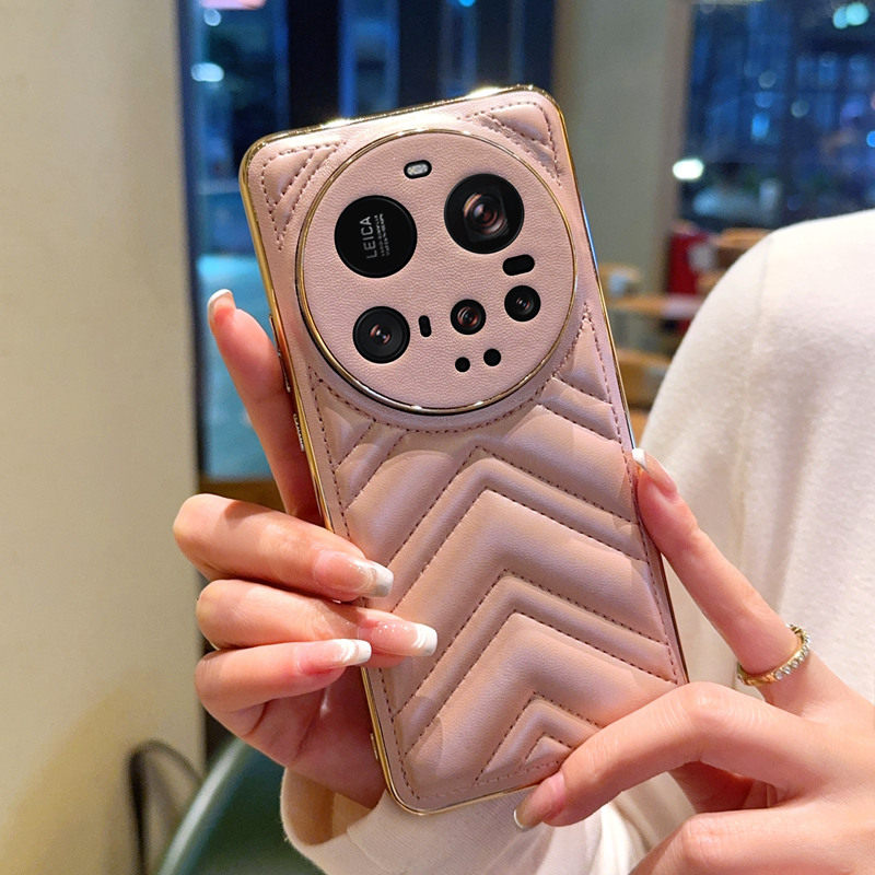 适用于小米15Ultra手机壳时尚个性潮牌皮纹小米15Ultra个性时尚保护套皮革V纹小米15Ultra全包电镀金色