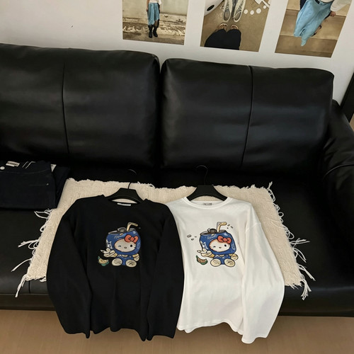 UNCLE BE秋上新SODA卡通罐头kitty字母宽松长袖T恤