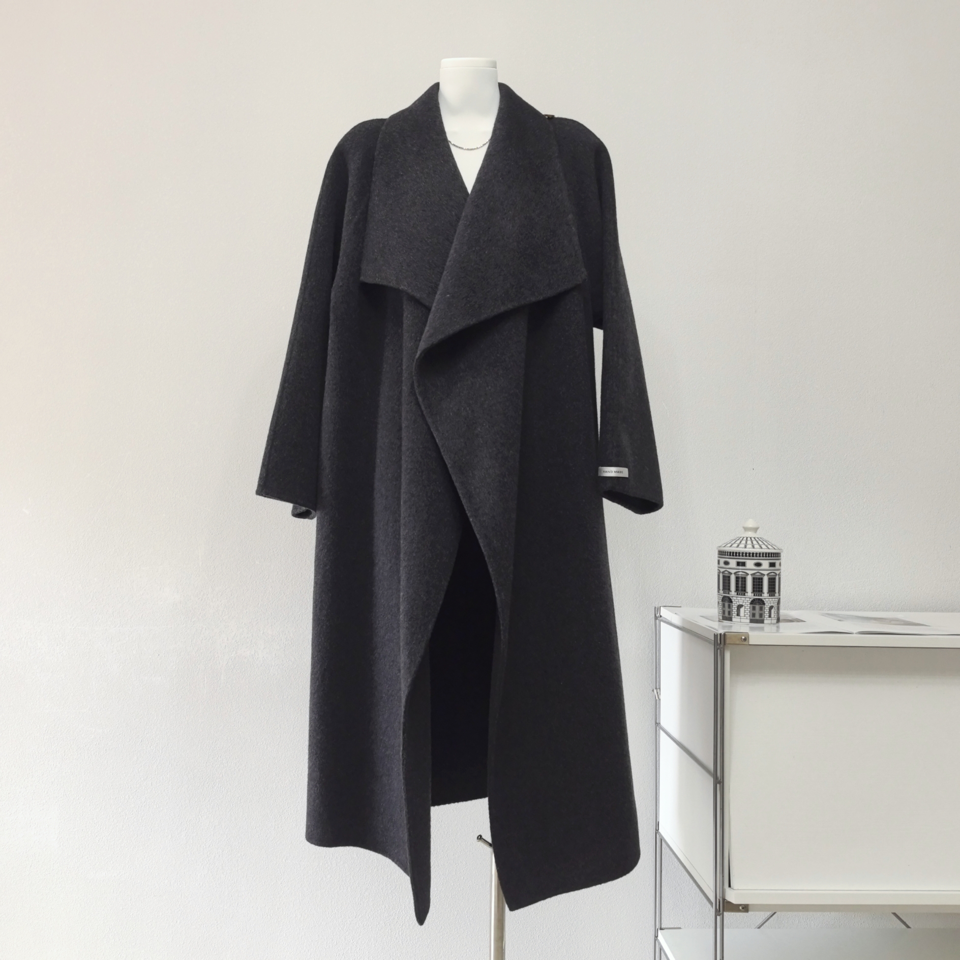 高端大翻领气场感双面羊绒大衣女