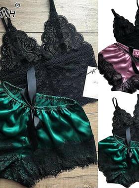 Women's lace suspender suit pajamas     女士蕾丝吊带套装睡衣