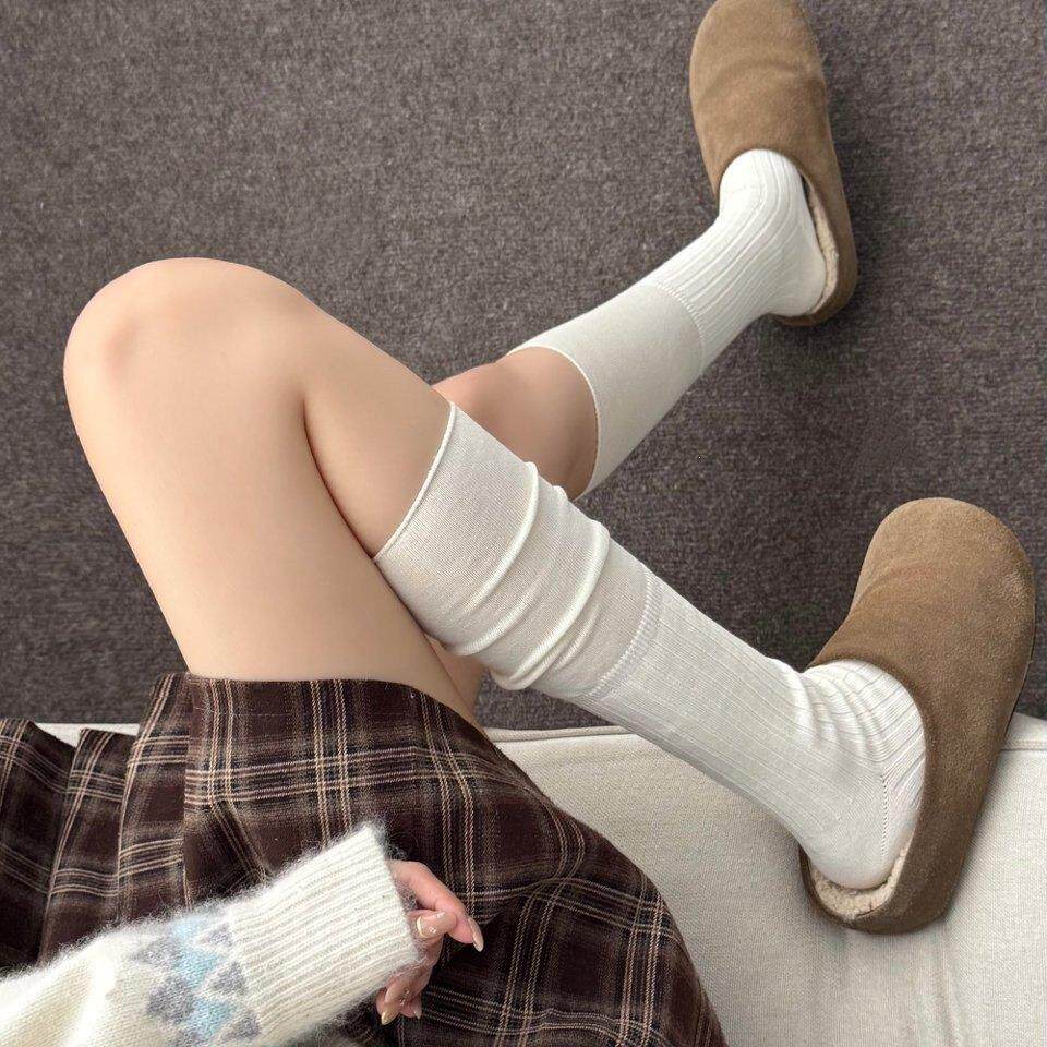芭蕾风秋冬竖条拼接中筒袜显瘦jk