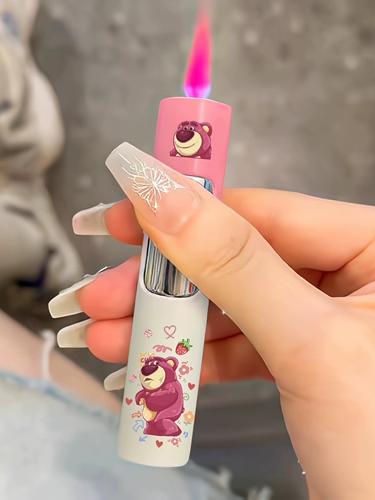 Маленькая креативная ветрозащитная клубника, розовая зажигалка для друга, популярно в интернете