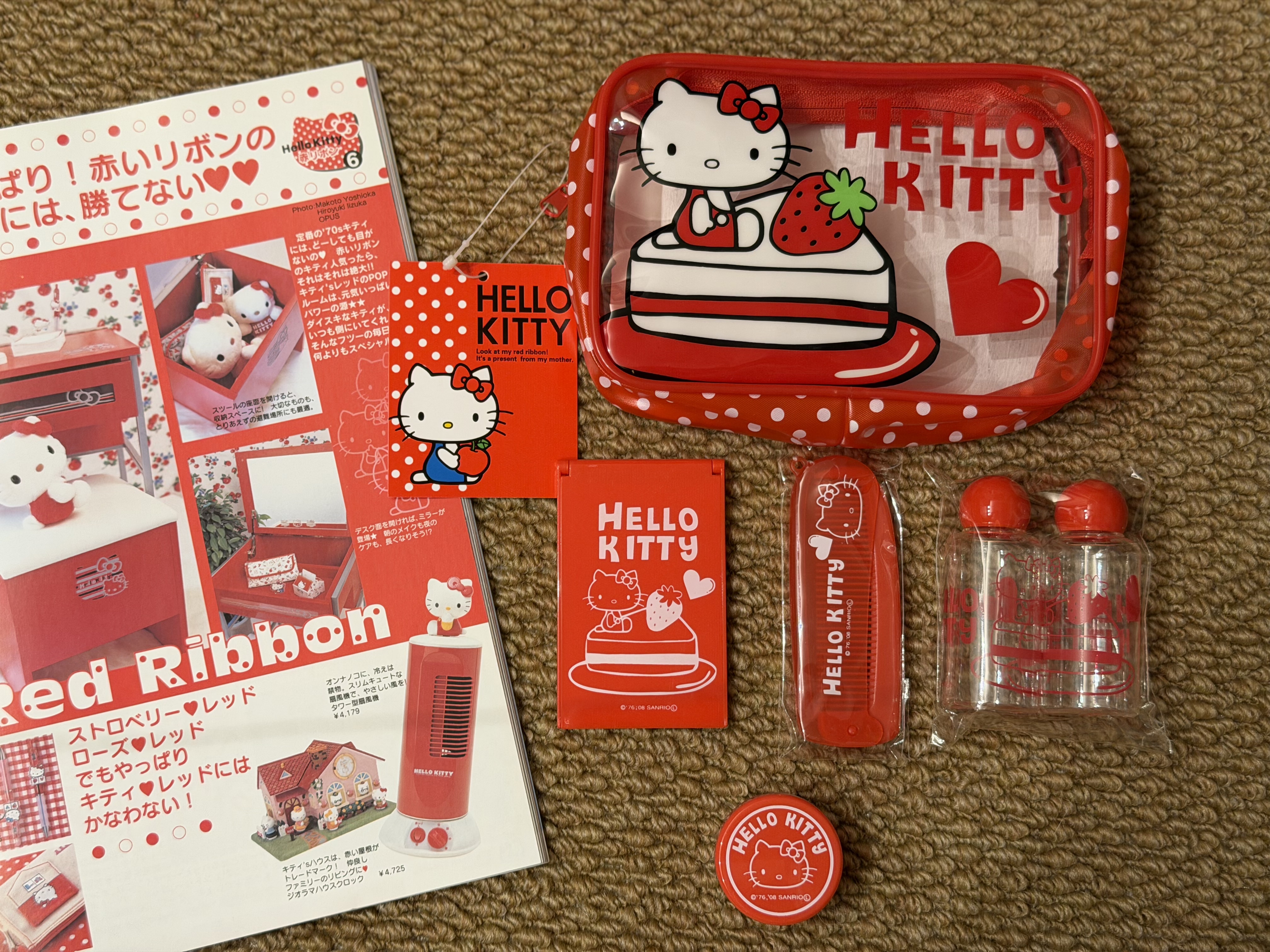 中古绝版｜hellokitty三丽鸥草莓洗漱包套装化妆包收纳包中古周边