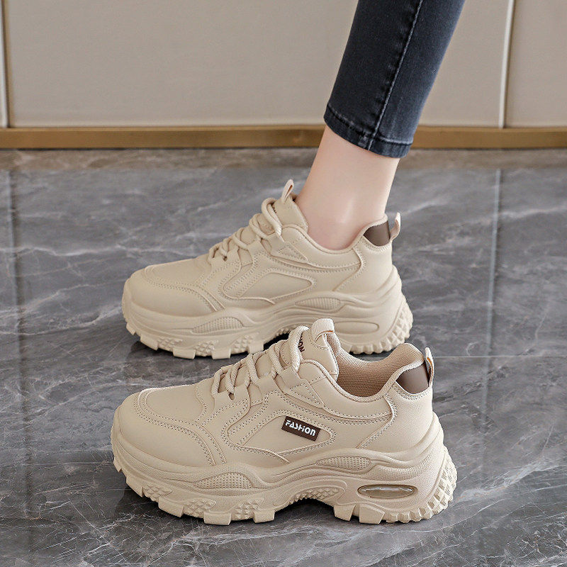 女鞋2026新款春季真皮防滑运动鞋轻便软底老爹鞋不累脚旅游休闲鞋