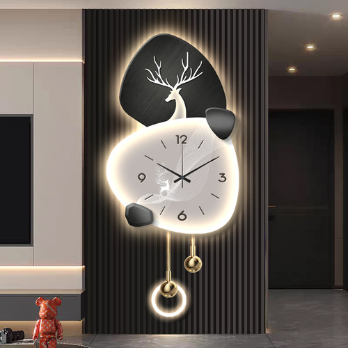 轻奢高级感客厅大白墙装饰