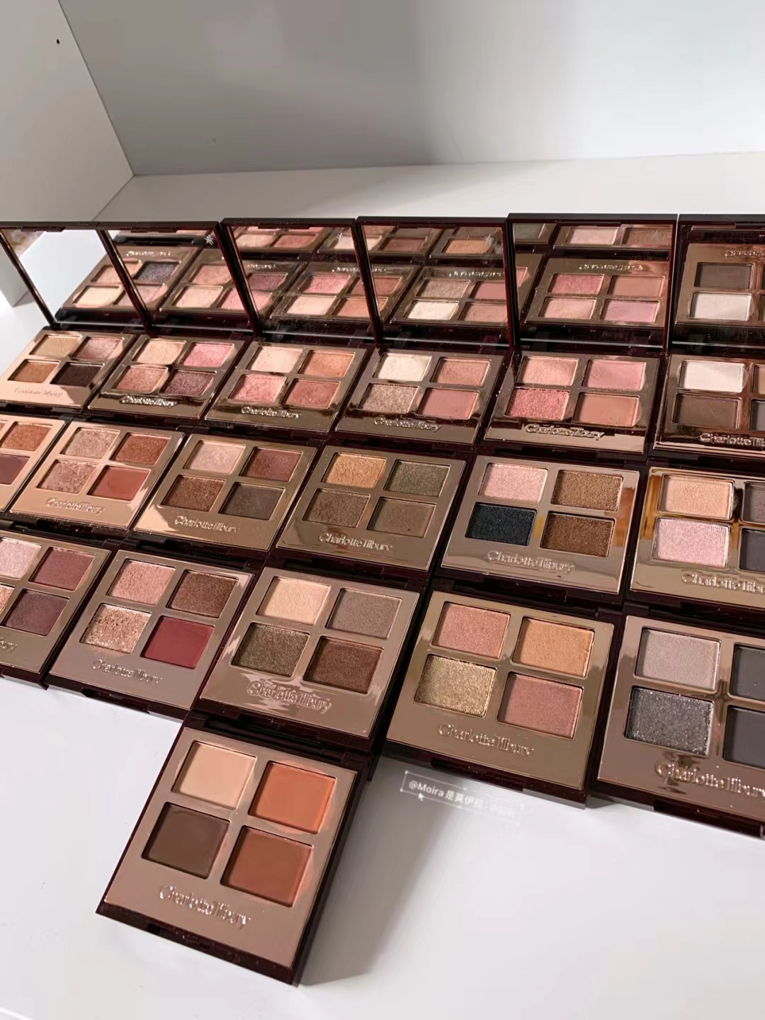 CHARLOTTETILBURY四色眼影盘