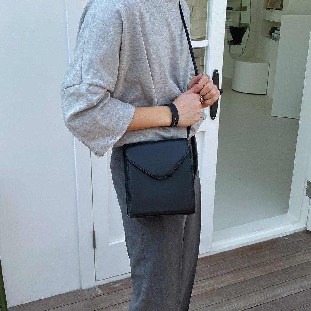 潮流高级质感翻盖小方包ins中性风皮质手机盒子包男生韩版斜挎包,箱包皮具/热销女包/男包,男士包袋,淘宝优惠券,粉丝福利购,淘宝优惠卷