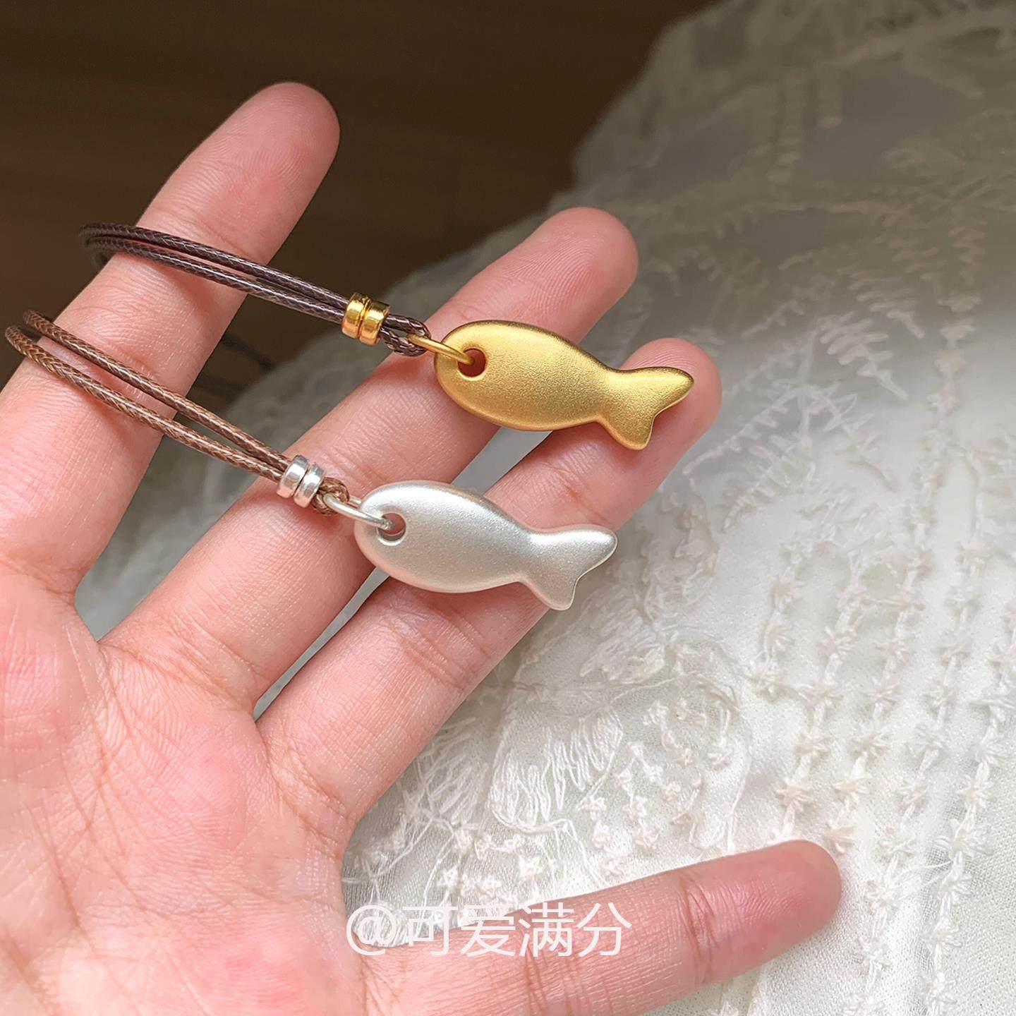S925纯银复古磨砂小鱼饼干项链轻奢高级感新中式百搭女款2026新款