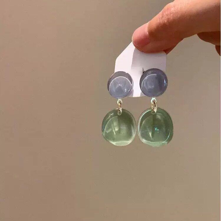 s925纯银新中式冰透撞色圆片耳钉女款简约独特漂亮耳环度假风耳饰