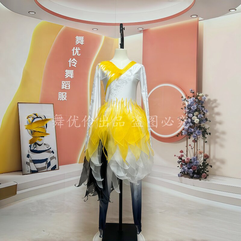 原创丹頂鶴女子飘逸舞蹈演出表演服装专业定制纱裙群舞渐变舞台服