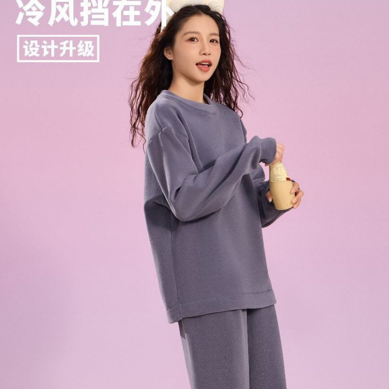 朵木依人刺绣小熊家居服