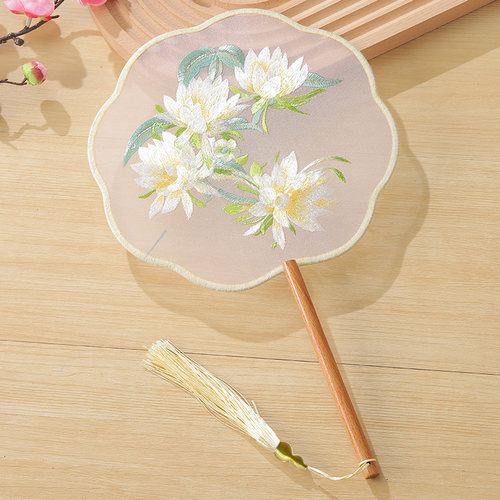 古风刺绣团扇汉服旗袍舞蹈搭配