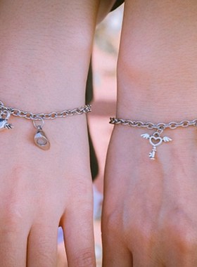 1Pair Heart Shaped Magnet Attraction Bracelet for Couples St