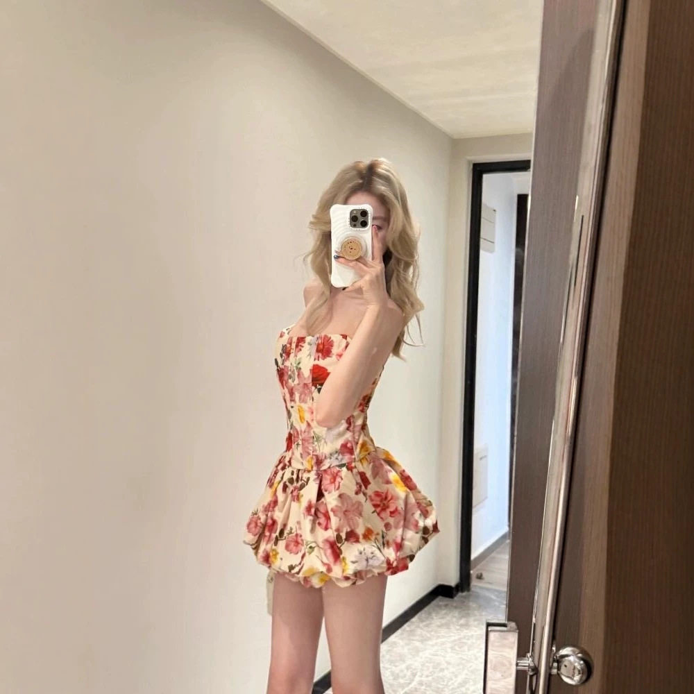 夏季纯欲修身碎花抹胸蓬蓬裙套装