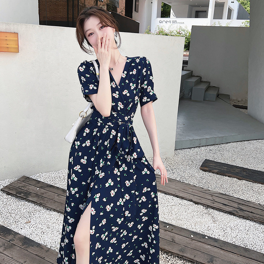 藏蓝V领碎花显瘦中长款A字连衣裙