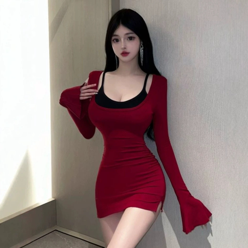 秋冬红色辣妹风收腰包臀连衣裙女