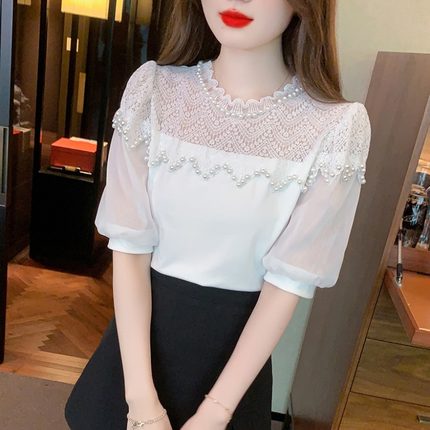 设计感钉珠蕾丝拼接泡泡袖针织衬衫女夏季镂空勾花打底衫短袖上衣