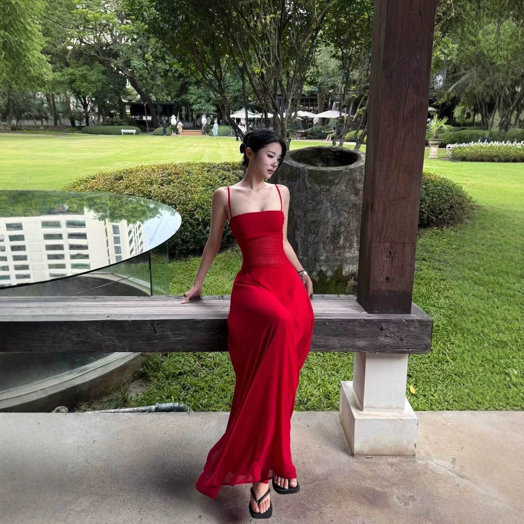 港风复古红抹胸镂空吊带礼服裙女